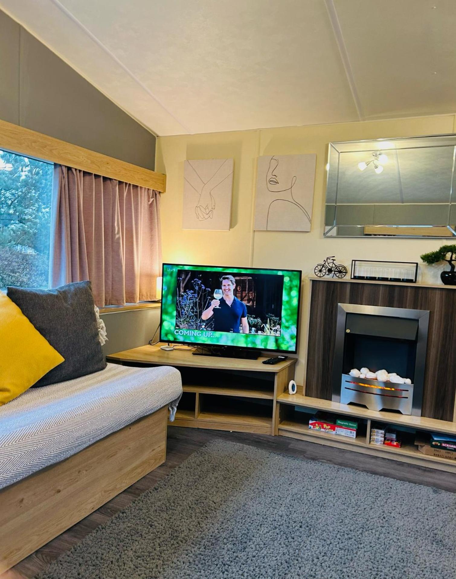 Beautiful 8 Birth Holiday Home - Tattershall Lakes Extérieur photo